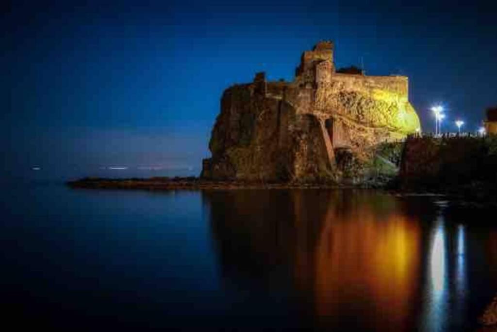 Malavoglia Suite 18 Aci Castello Esterno foto